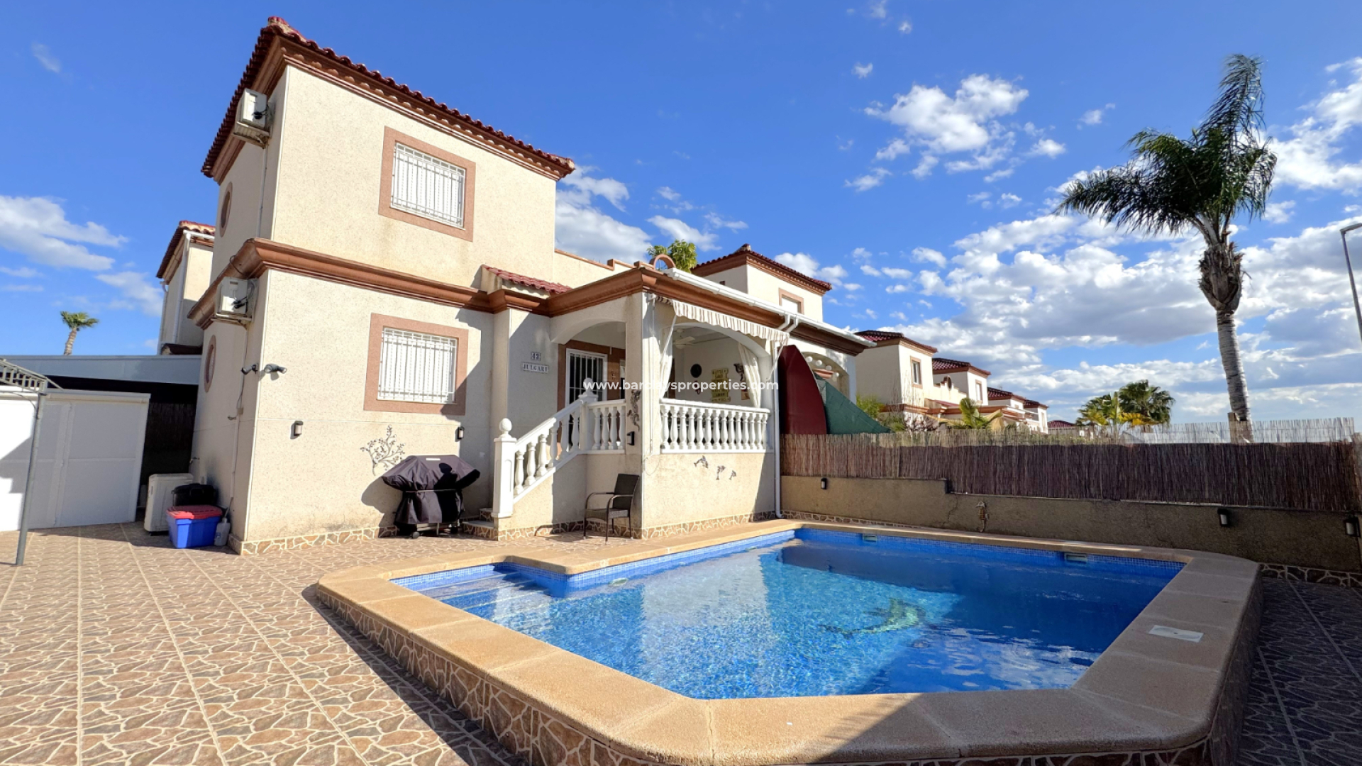 Quad - Resale - Urb. La Marina - 5910