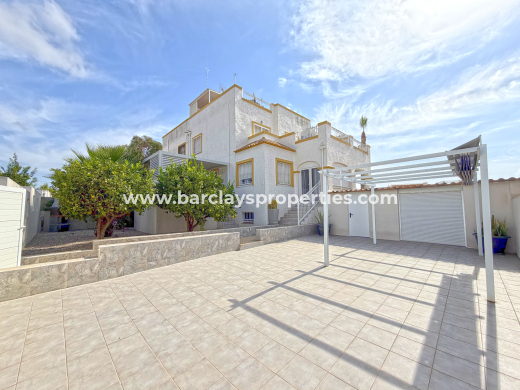 Quad · Resale · Urb. La Marina · Urb. La Marina