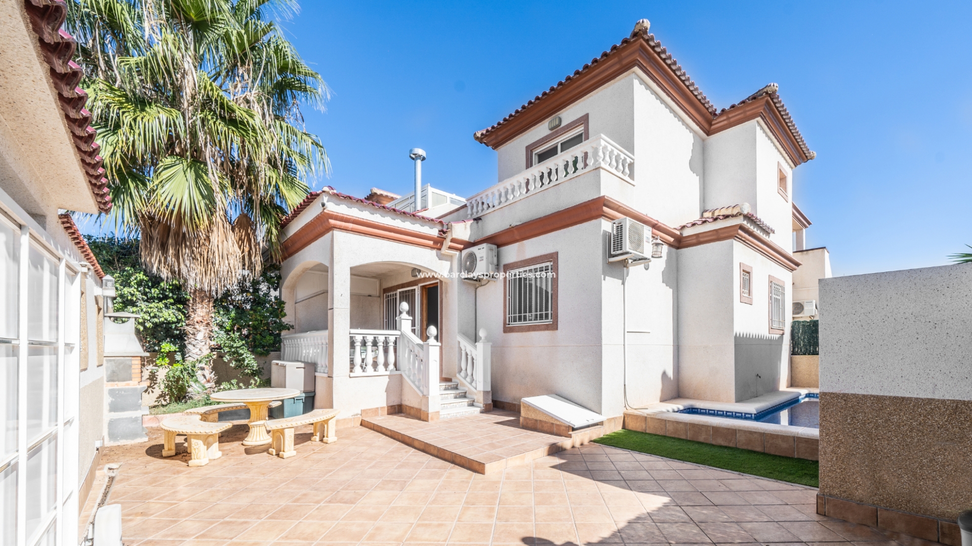 Quad - Revente - Urb. La Marina - 5533