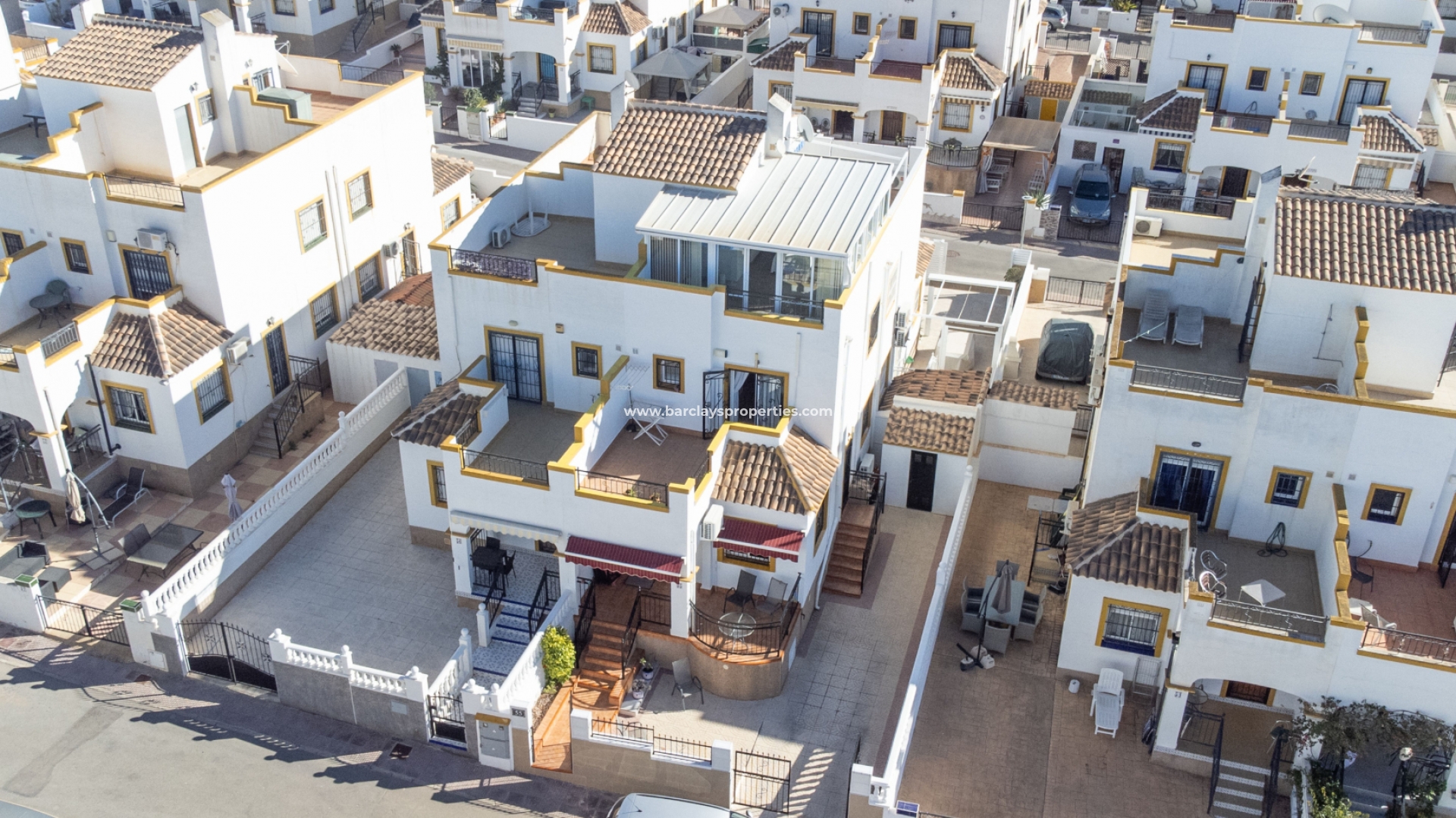 Quad - Revente - Urb. La Marina - 5550