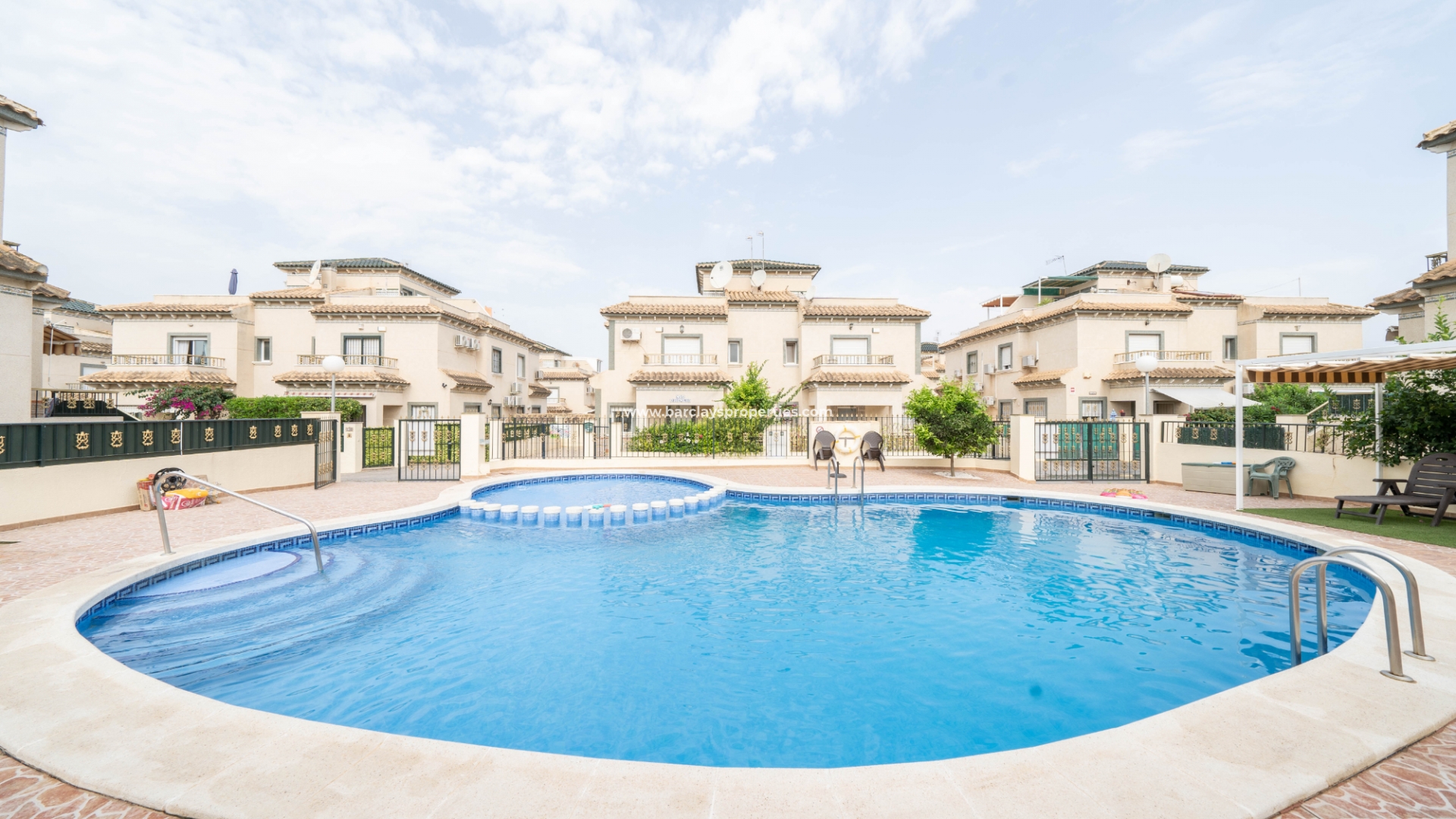 Quad - Wederverkoop - Urb. El Oasis - La Marina - 5456