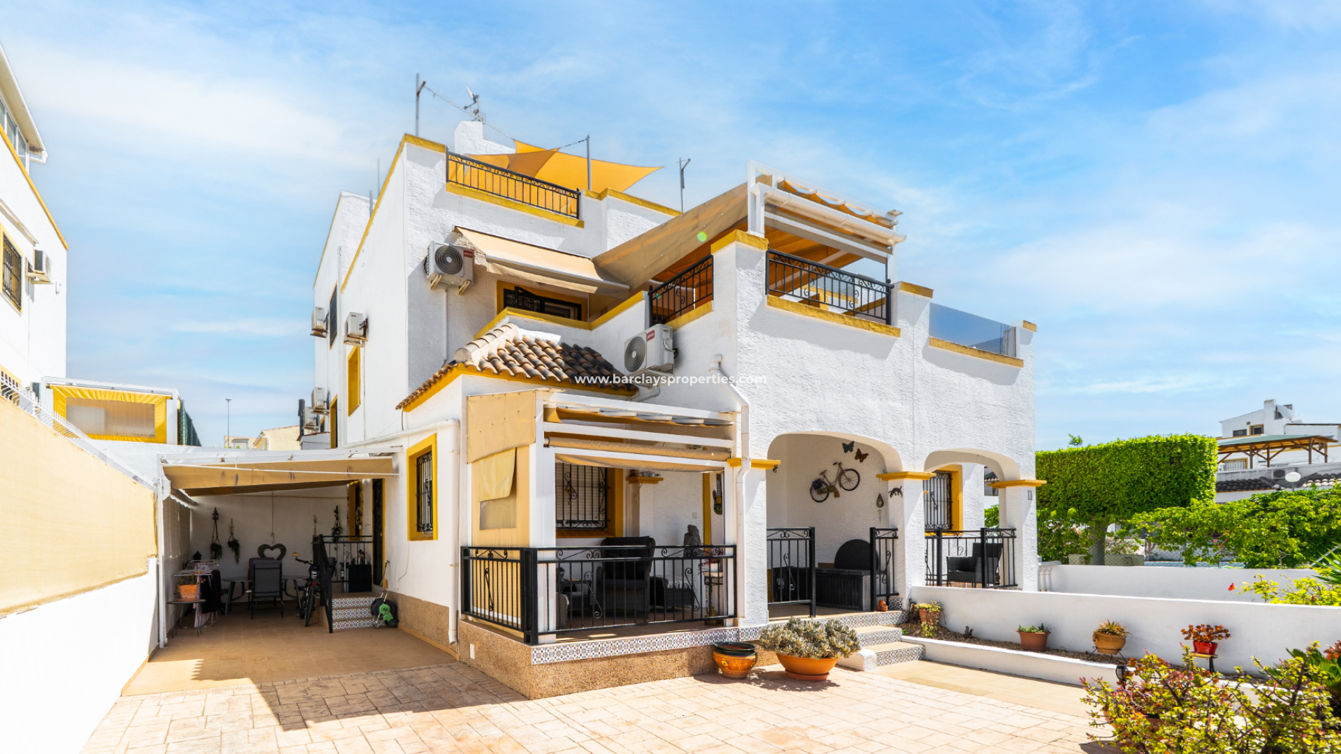 Quad - Wederverkoop - Urb. La Marina - 6175