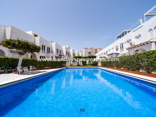 Radhus · Resale · La Mata · La Mata