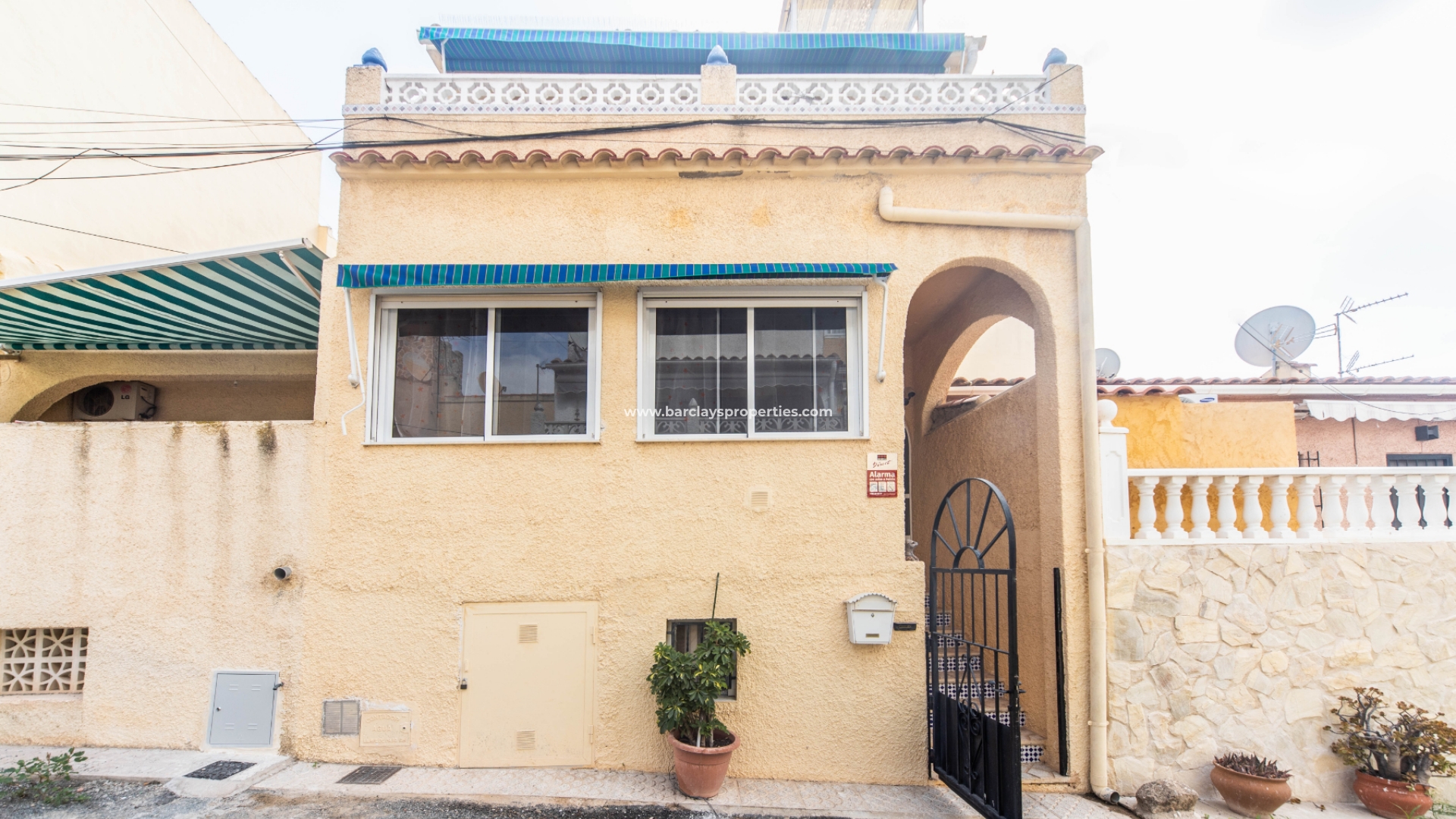 Radhus - Resale - Urb. La Marina - 5464