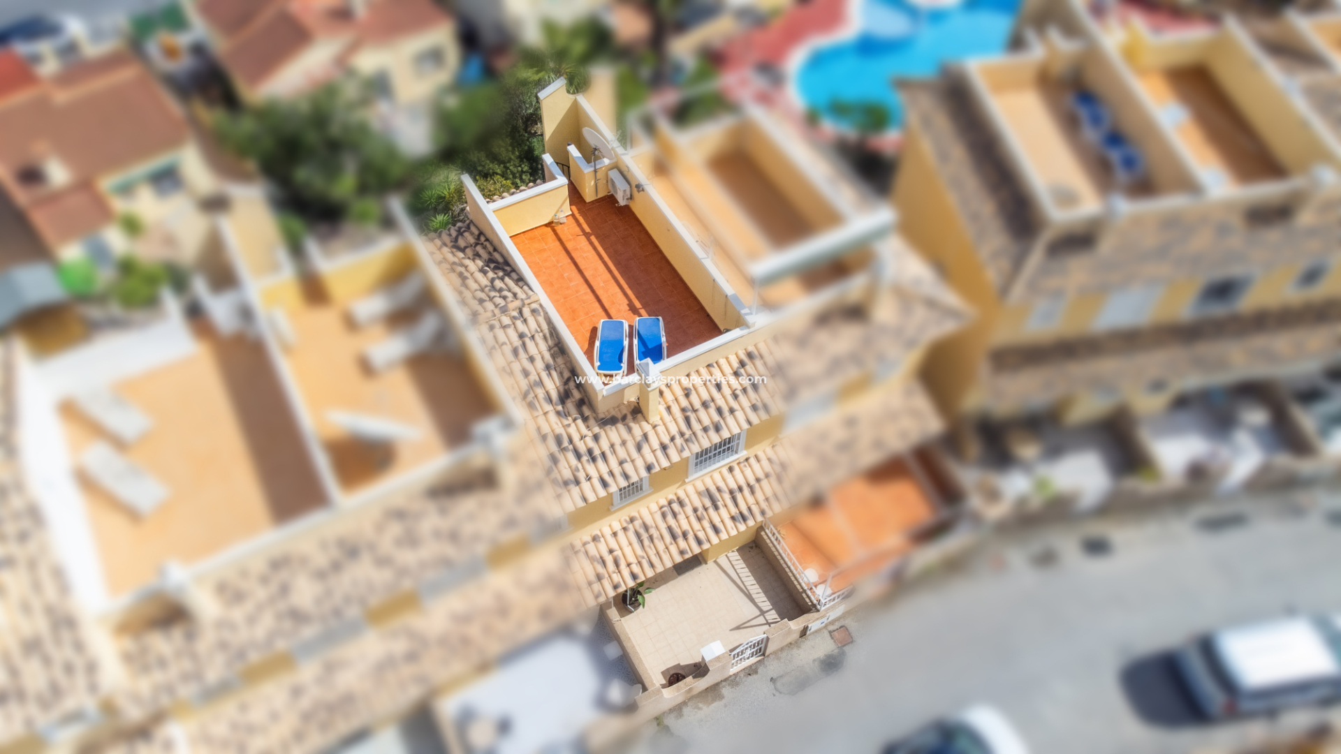 Radhus - Resale - Urb. La Marina - 5906