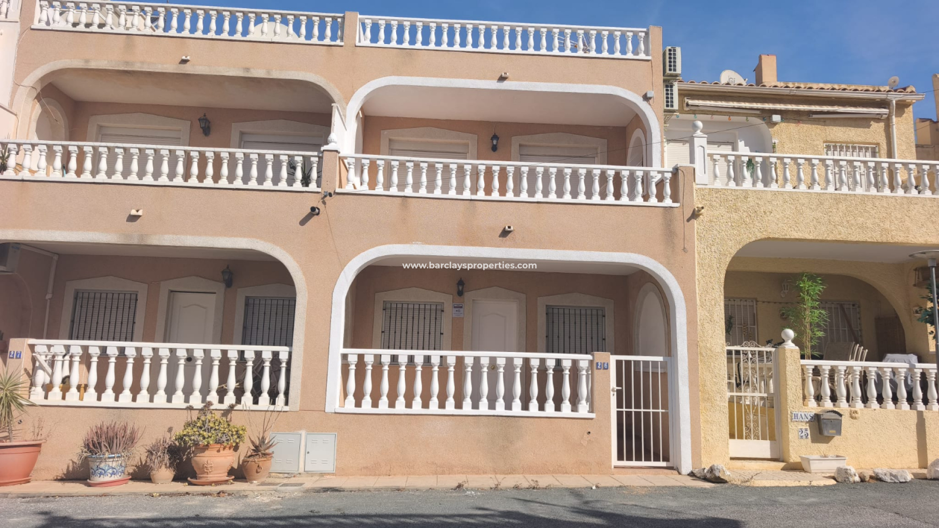 Radhus - Resale - Urb. La Marina - 6036