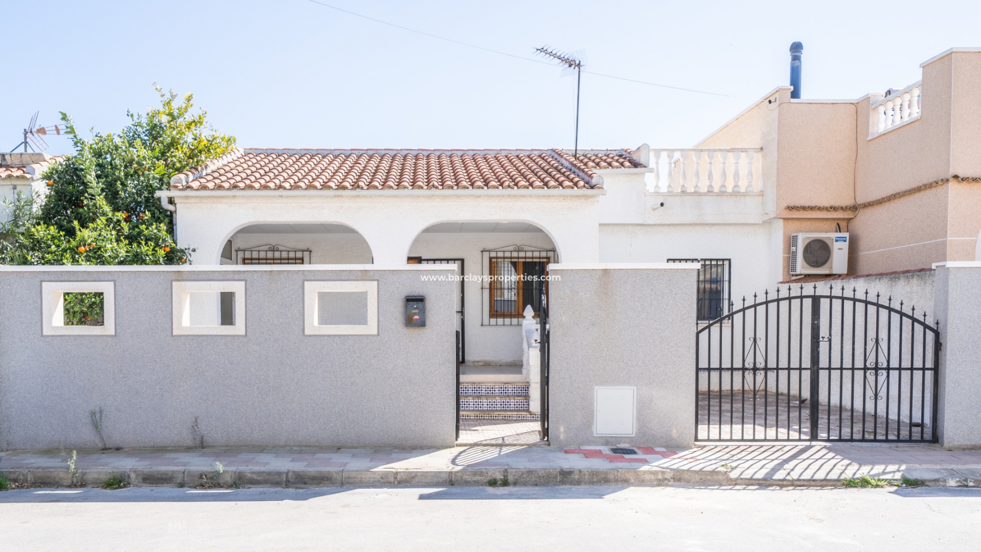 Reihenhaus - Resale - Urb. La Marina - 5615