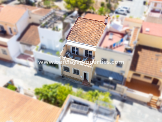 Reihenhaus · Resale · Urb. La Marina · Urb. La Marina