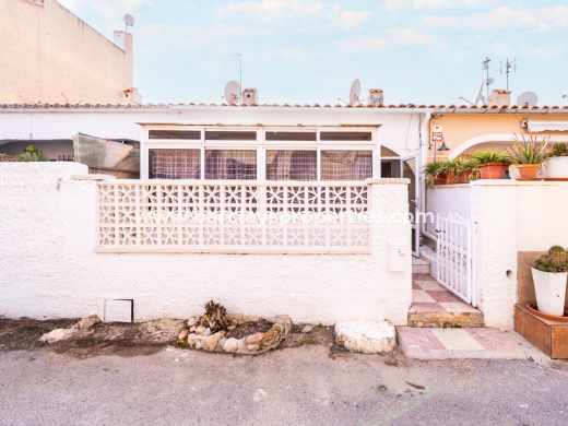 Reihenhaus · Resale · Urb. La Marina · Urb. La Marina