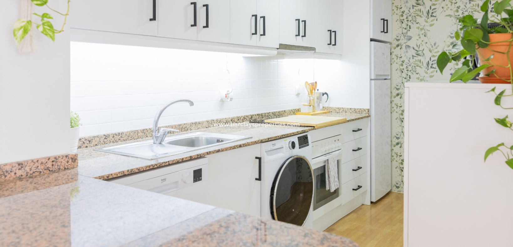 Resale - Apartment - La Marina Village