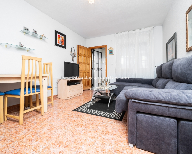 Resale - Apartment - Urb. La Marina