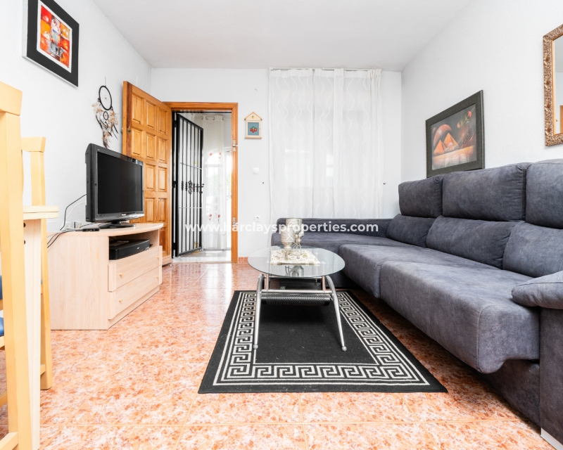 Resale - Apartment - Urb. La Marina