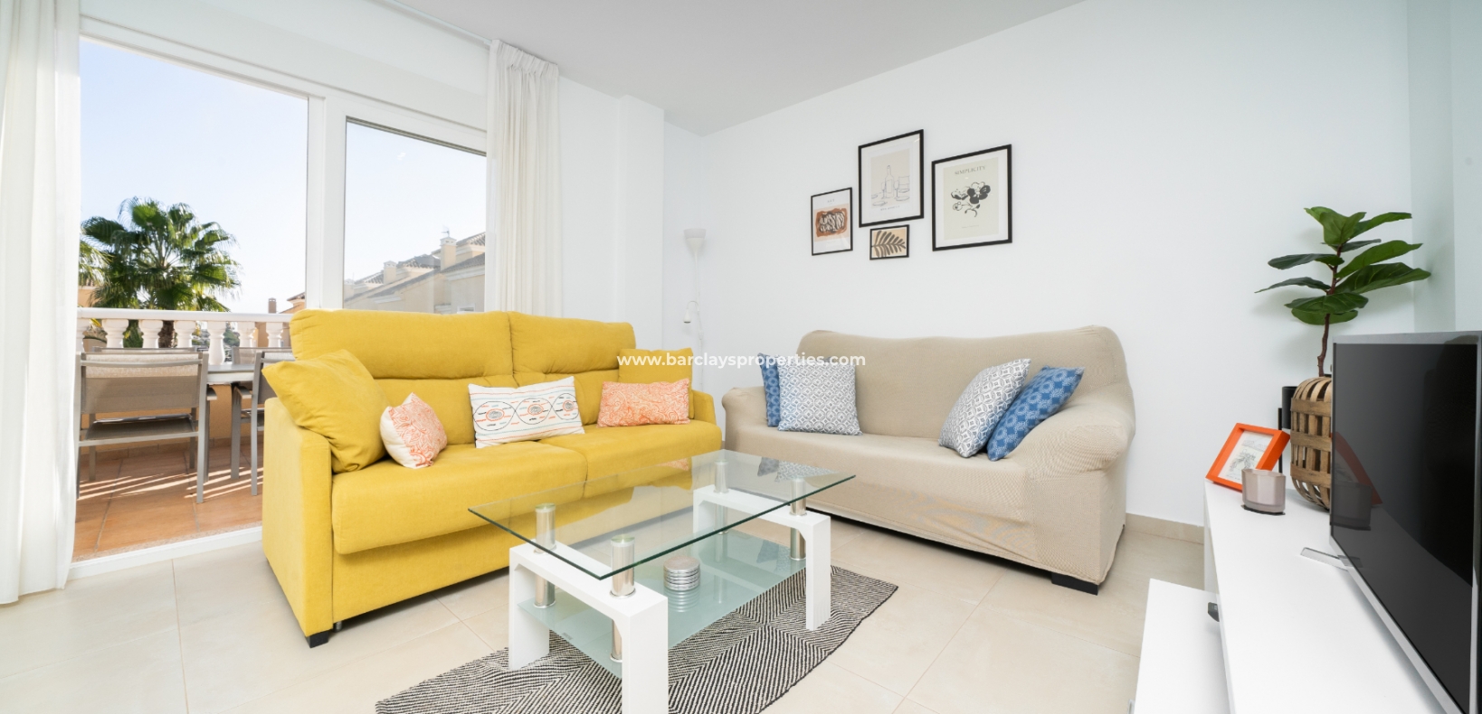 Resale - Apartment - Urb. La Marina