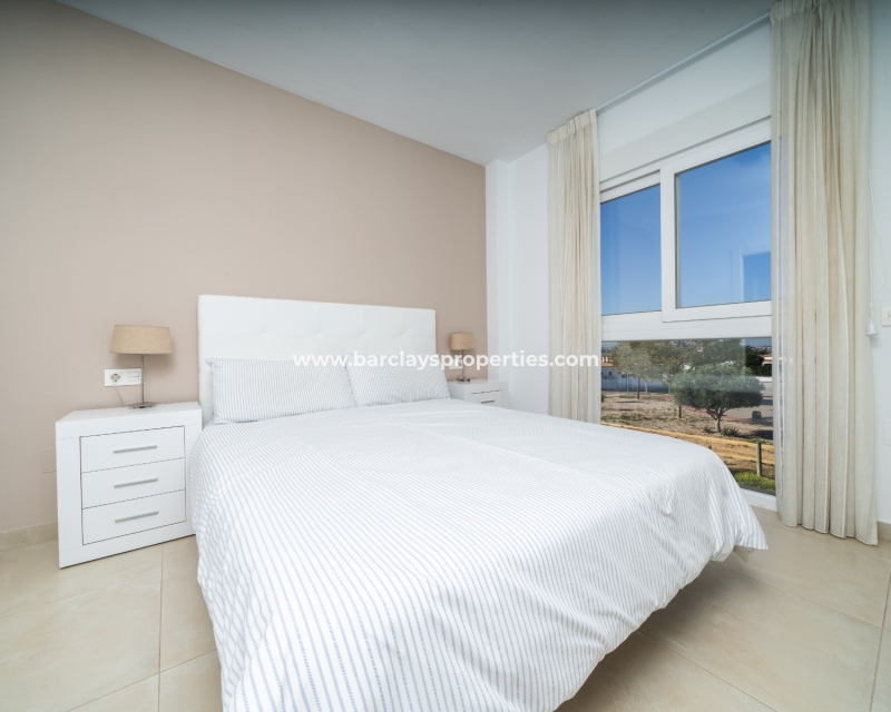 Resale - Apartment - Urb. La Marina