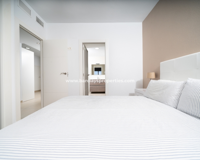 Resale - Apartment - Urb. La Marina