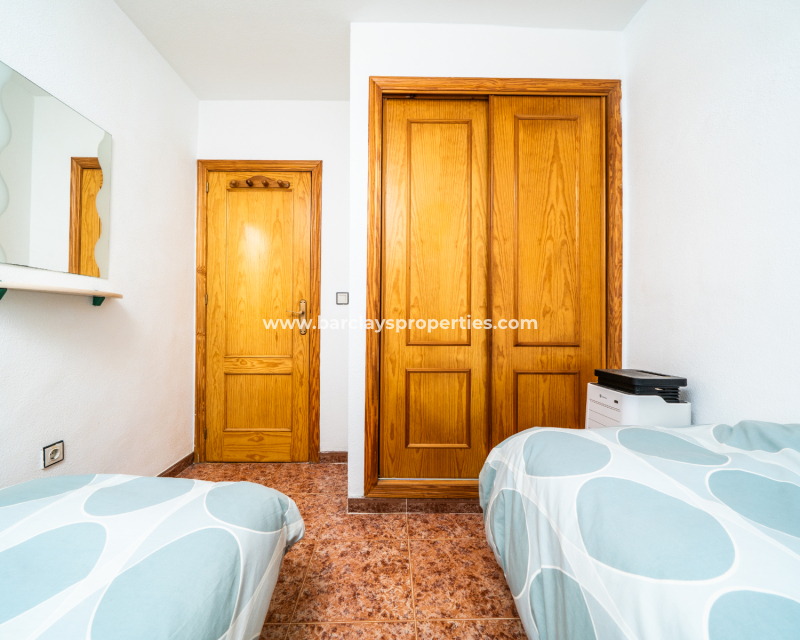 Resale - Apartment - Urb. La Marina