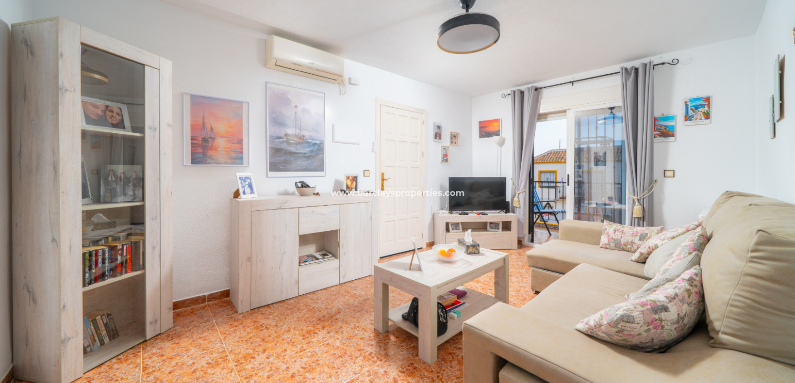Resale - Apartment - Urb. La Marina