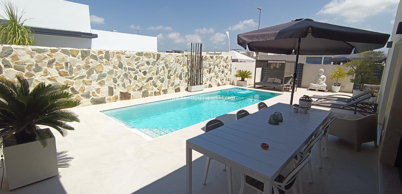 Resale - Detached - Daya Nueva