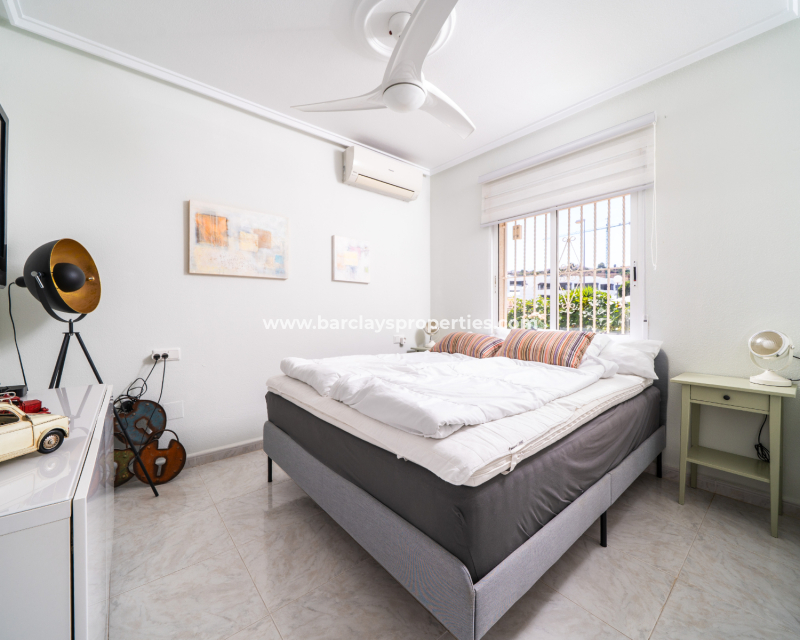 Resale - Detached - Rojales