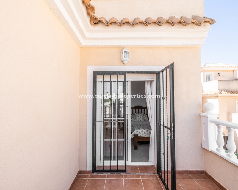 Resale - Detached - Urb. El Oasis - La Marina