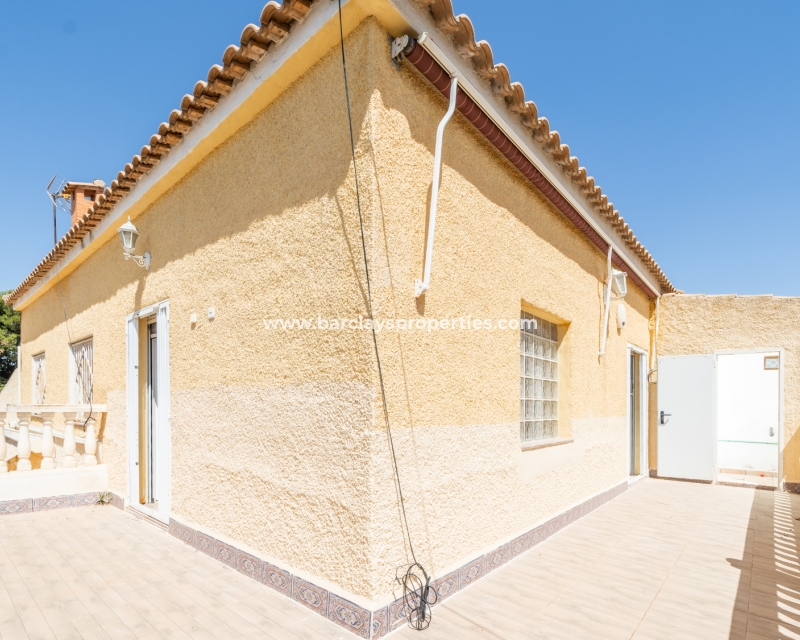 Resale - Detached - Urb. El Oasis - La Marina