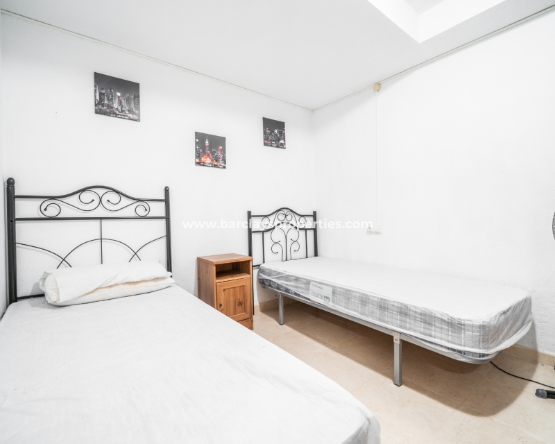 Resale - Detached - Urb. El Oasis - La Marina