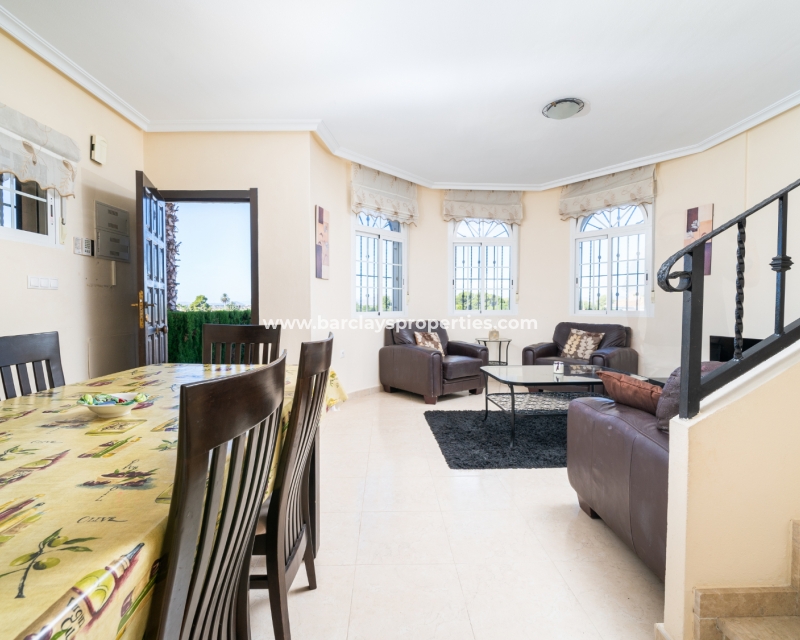 Resale - Detached - Urb. El Oasis - La Marina