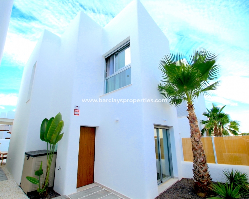 Resale - Detached - Urb. El Oasis - La Marina