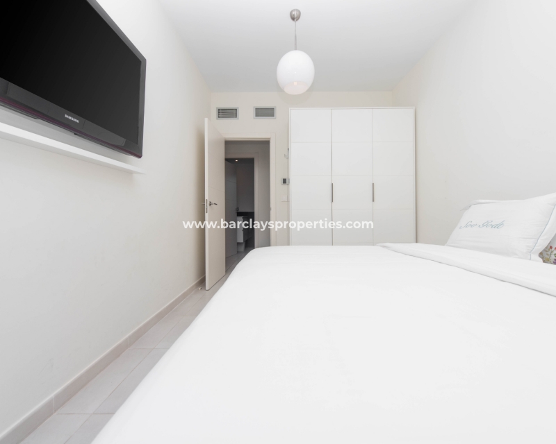 Resale - Detached - Urb. La Marina