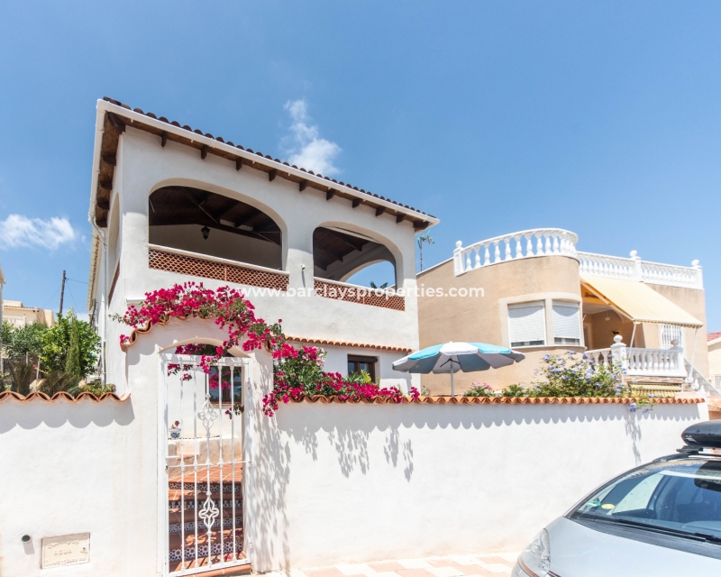 Resale - Detached - Urb. La Marina