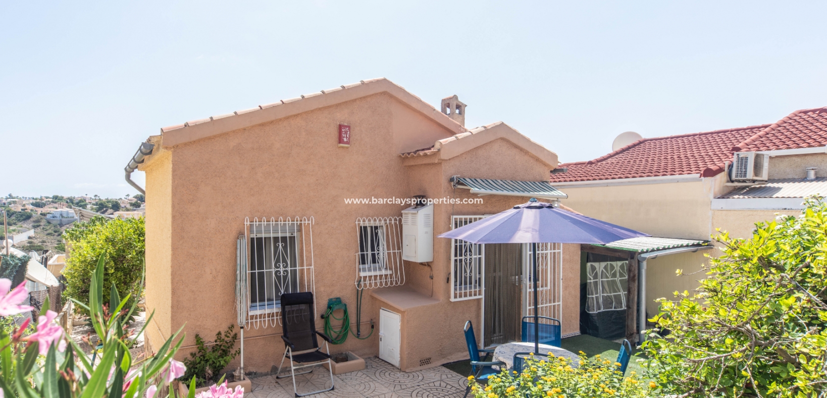 Resale - Detached - Urb. La Marina