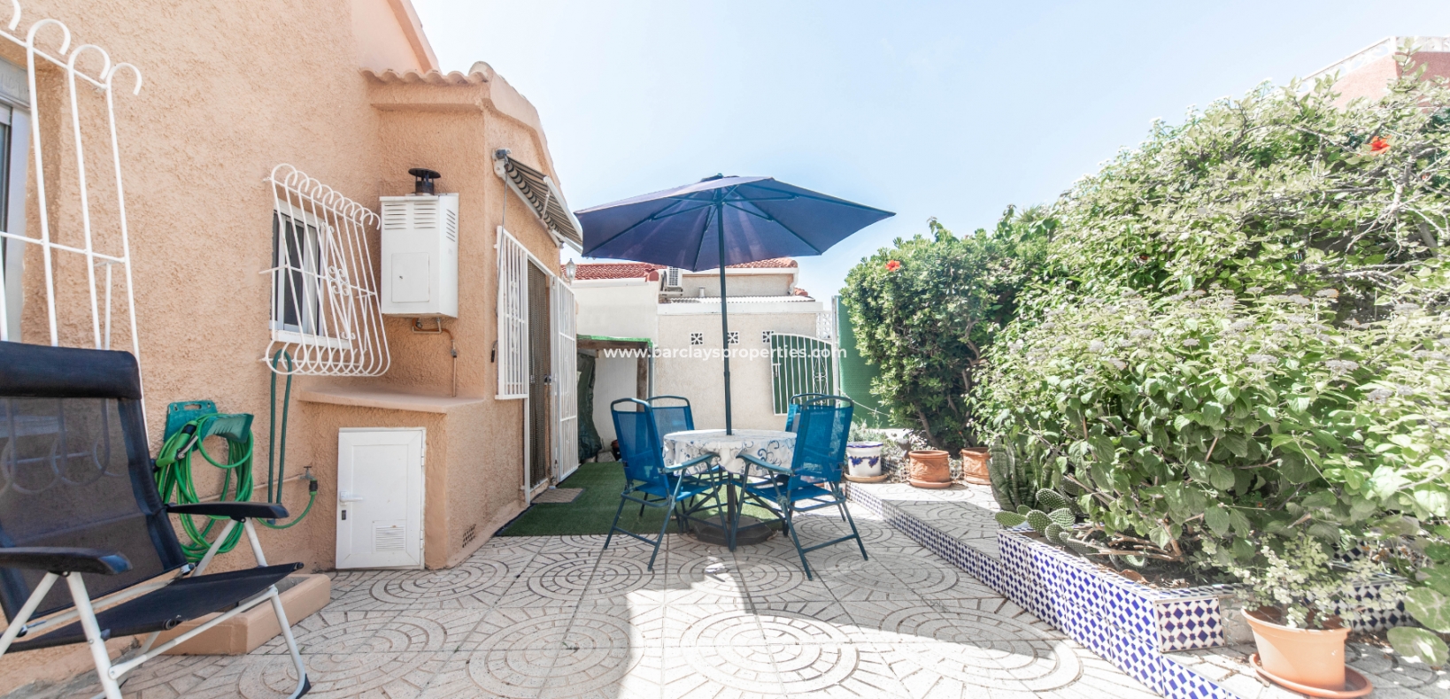 Resale - Detached - Urb. La Marina