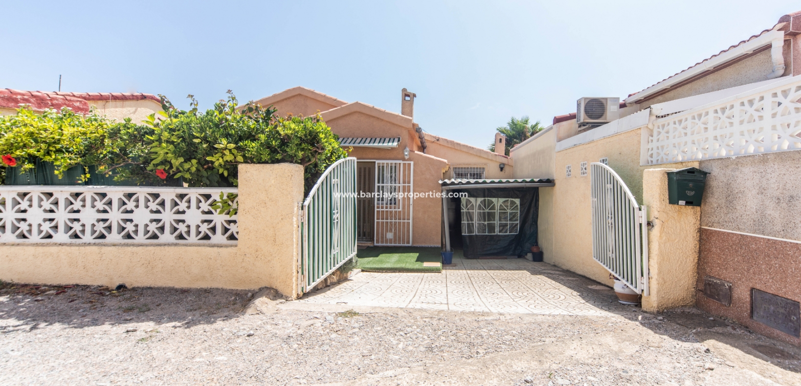 Resale - Detached - Urb. La Marina