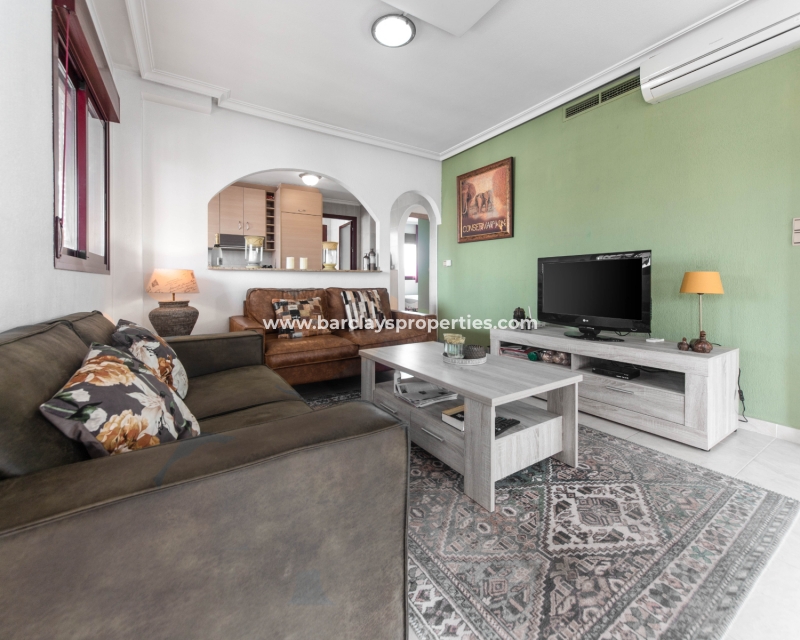 Resale - Detached - Urb. La Marina