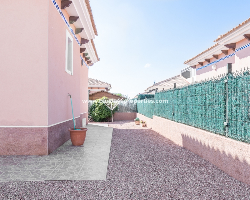 Resale - Detached - Urb. La Marina