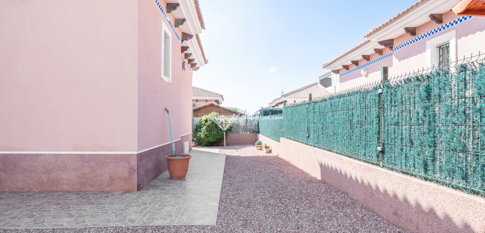 Resale - Detached - Urb. La Marina