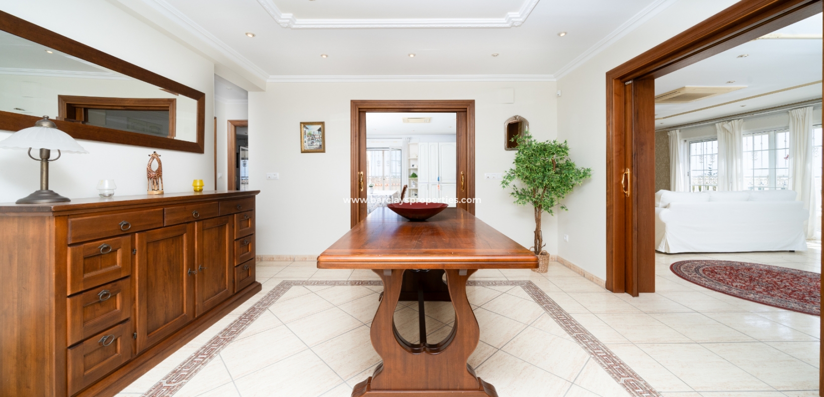 Resale - Detached - Urb. La Marina