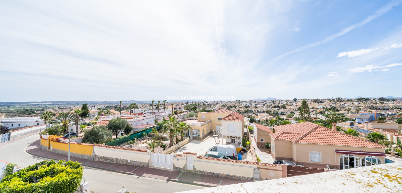 Resale - Detached - Urb. La Marina