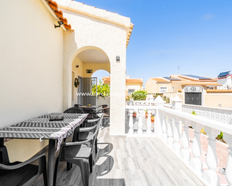 Resale - Detached - Urb. La Marina