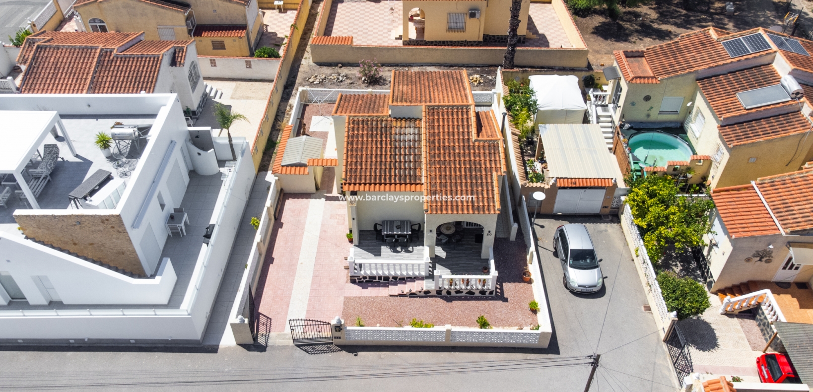 Resale - Detached - Urb. La Marina