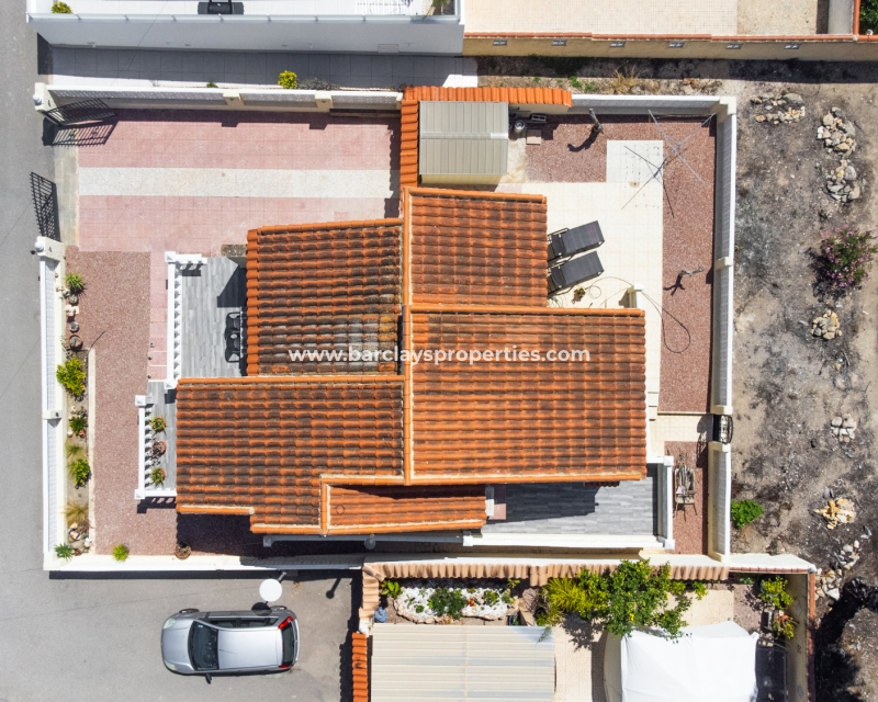 Resale - Detached - Urb. La Marina