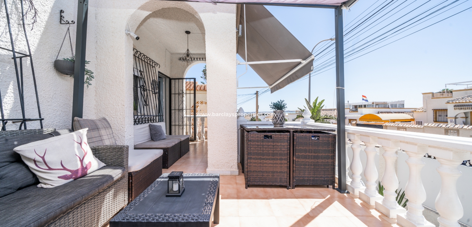 Resale - Detached - Urb. La Marina