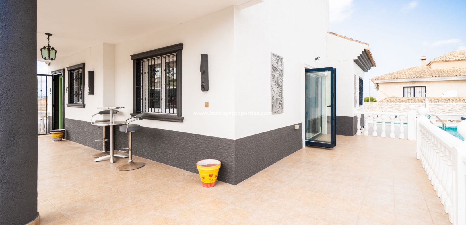 Resale - Detached - Urb. La Marina