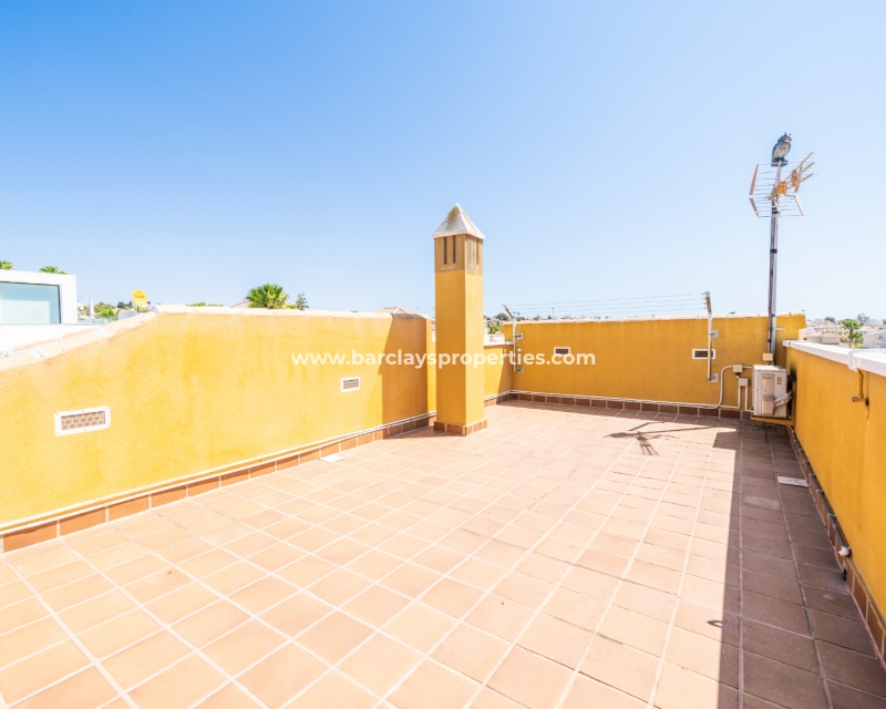 Resale - Detached - Urb. La Marina