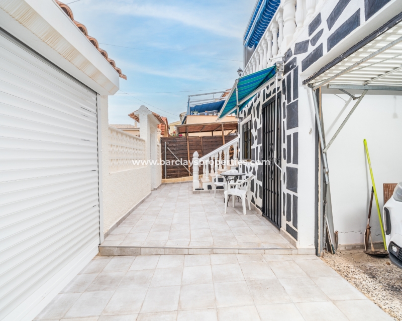 Resale - Detached - Urb. La Marina