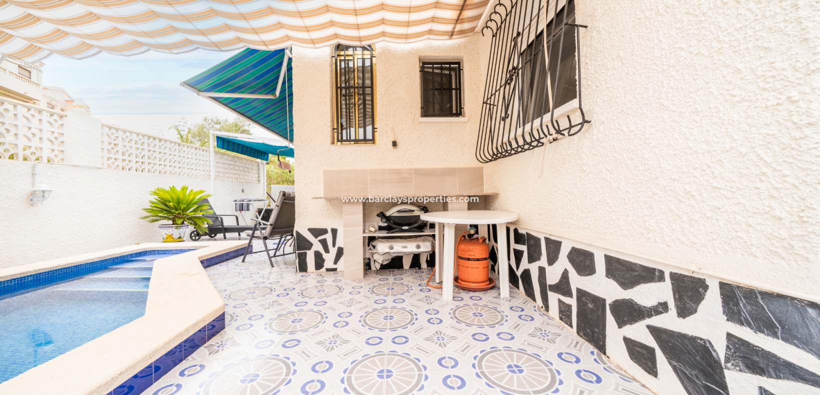 Resale - Detached - Urb. La Marina