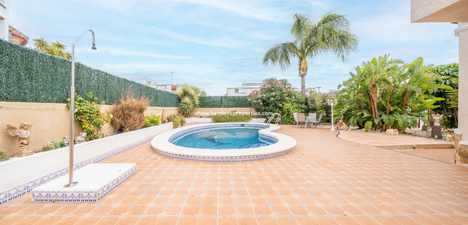 Resale - Detached - Urb. La Marina