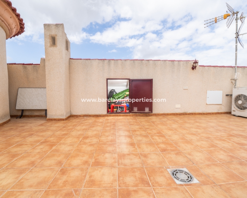 Resale - Detached - Urb. La Marina