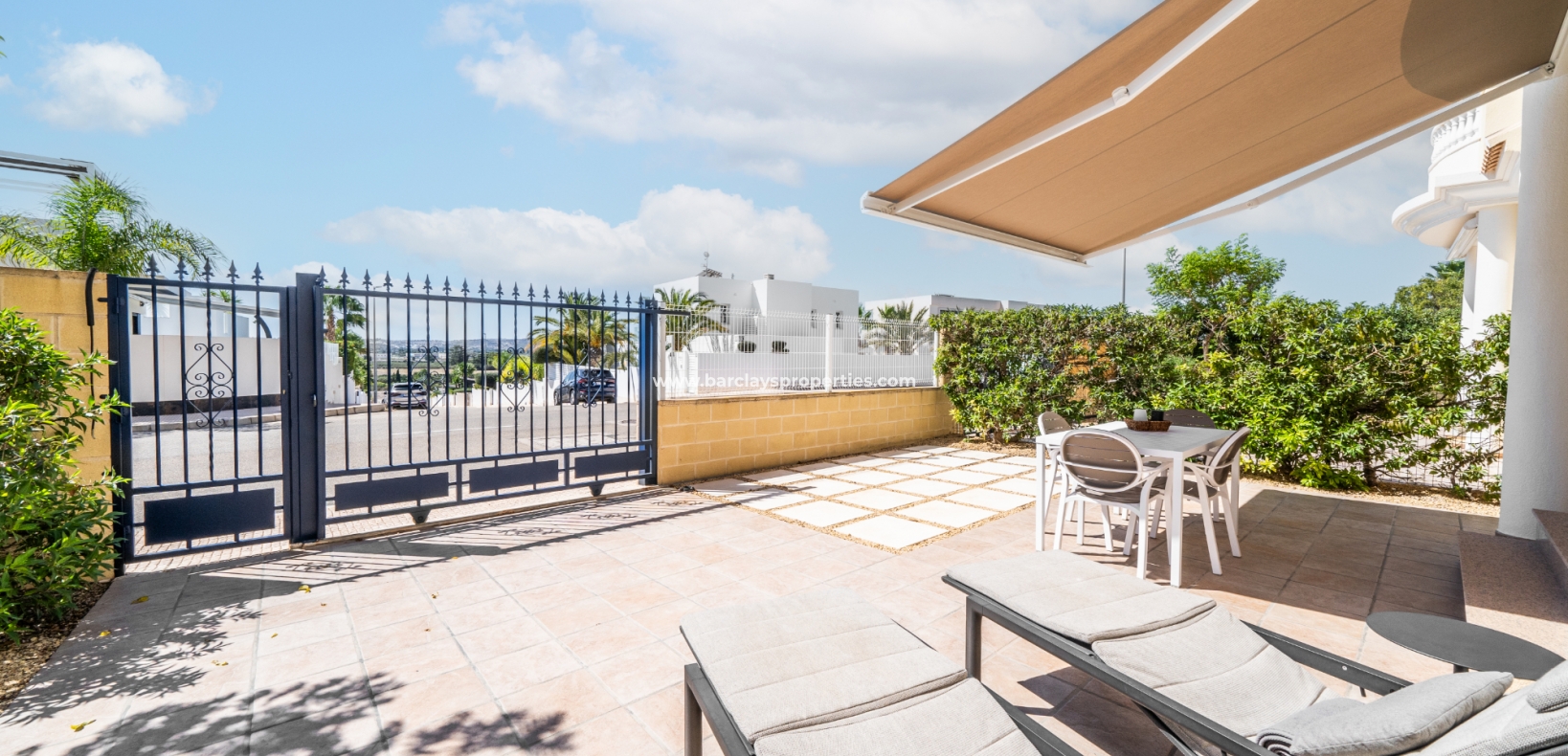 Resale - Detached - Urb. La Marina