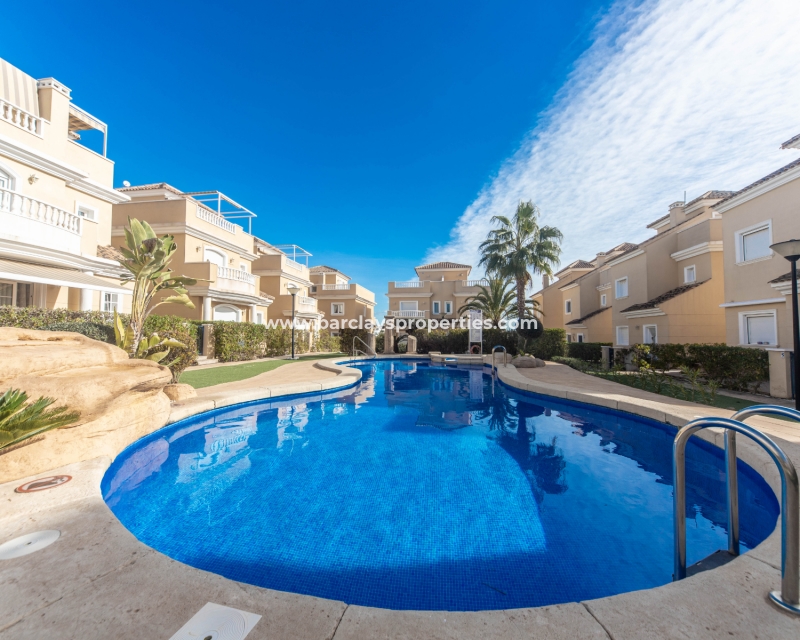 Resale - Detached - Urb. La Marina